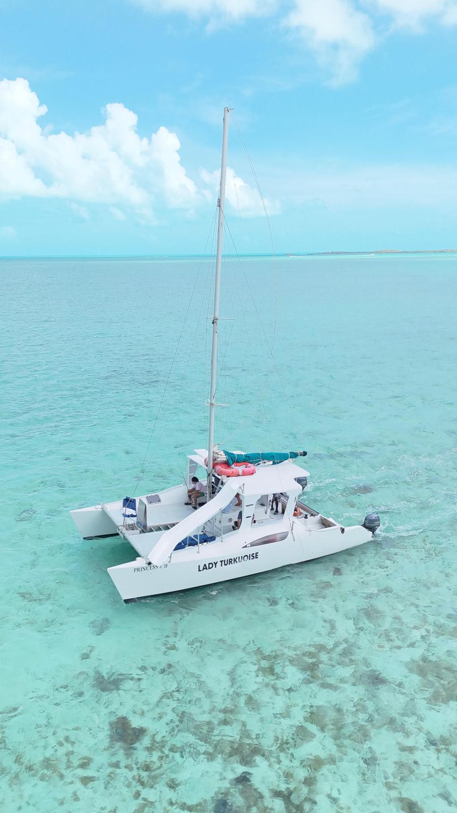 Princess II 34-foot luxury catamaran in Turks and Caicos
